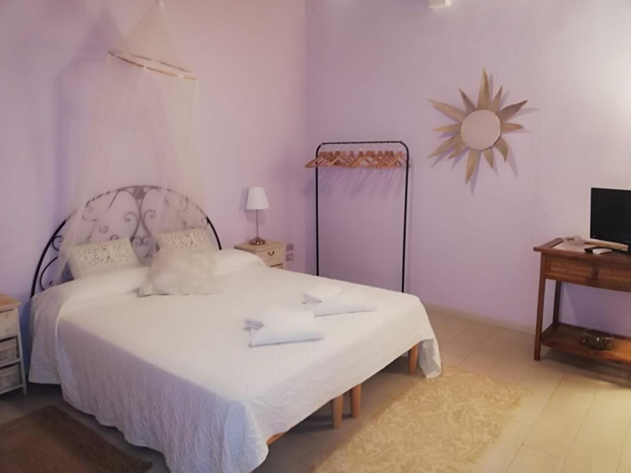 La Rosa Townhouse Bed and breakfast